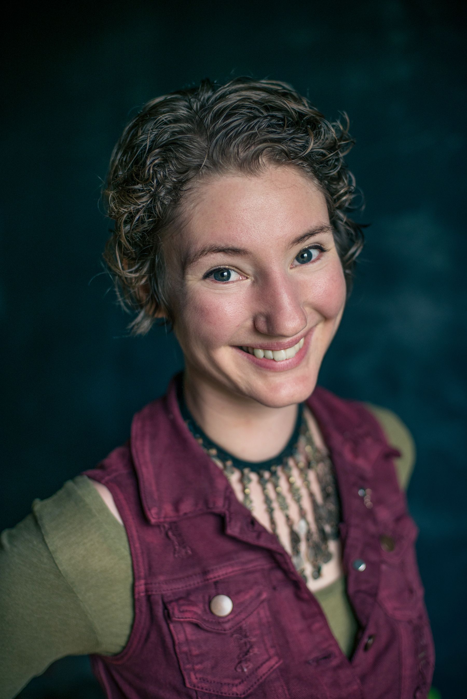 Lucy Bellwood headshot