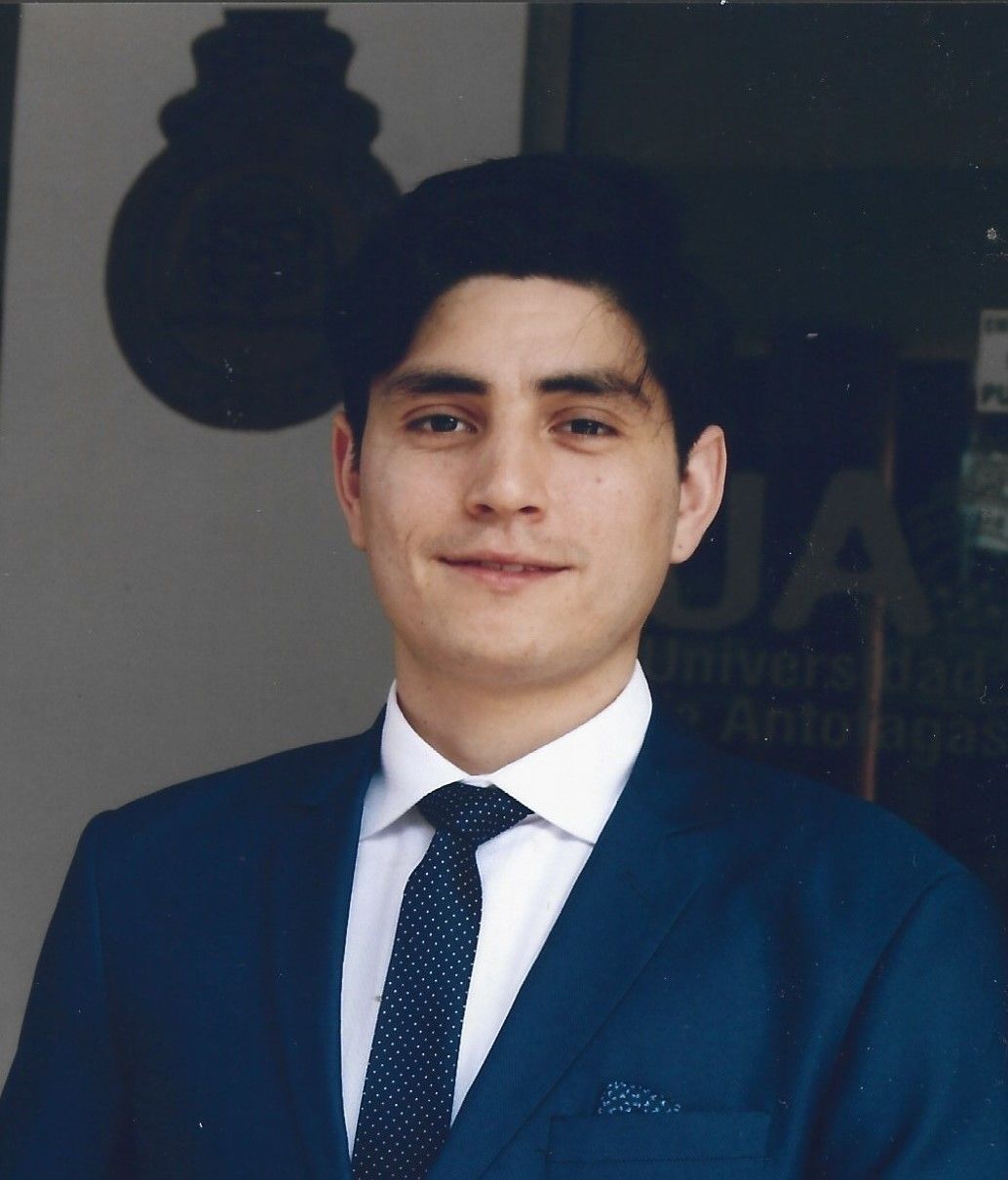 Fabián Cortes headshot photo