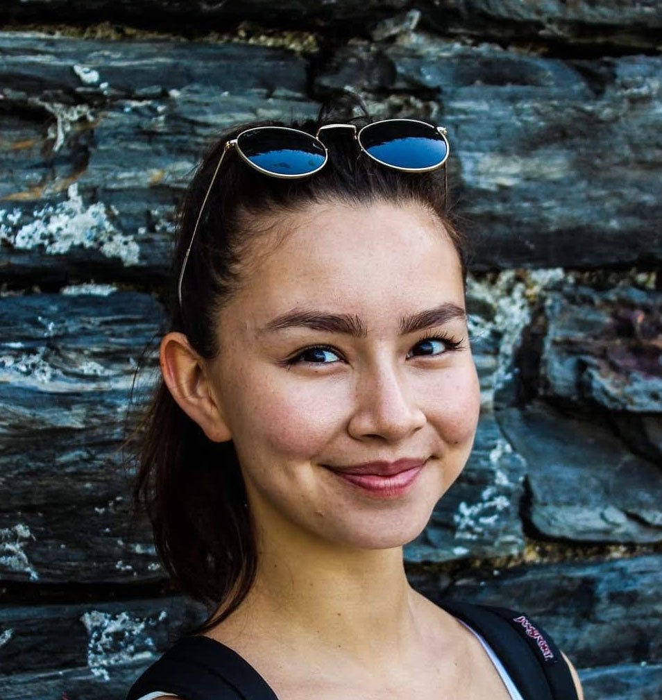 Valerie Cornet headshot photo