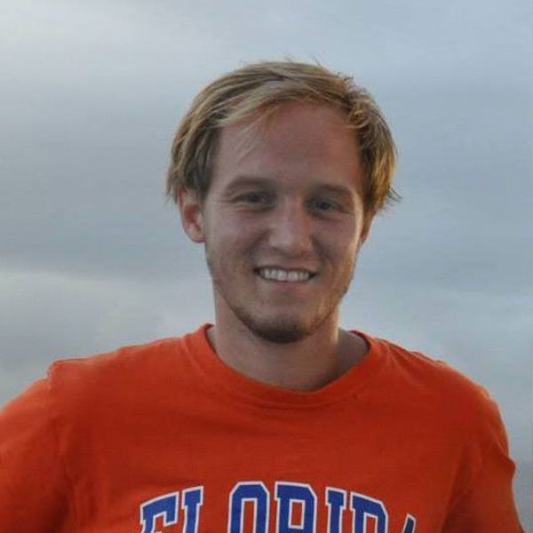 Logan Peoples headshot photo