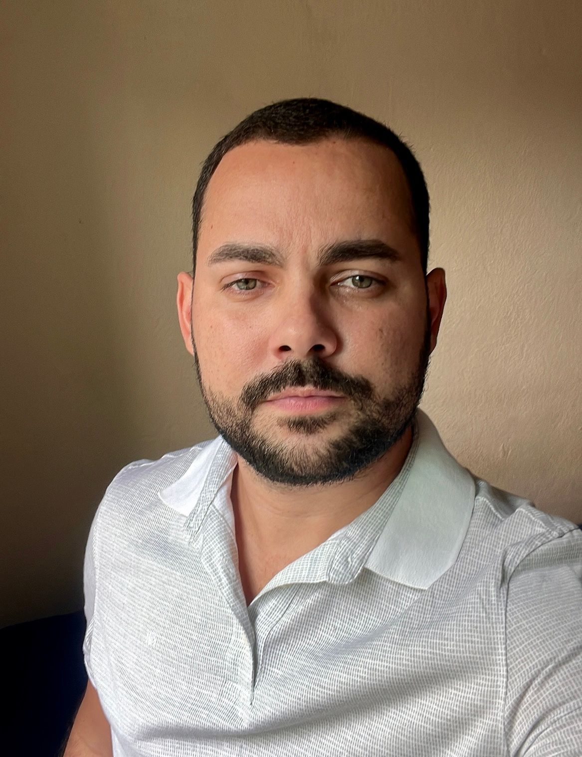 Caio Gonçalves headshot photo