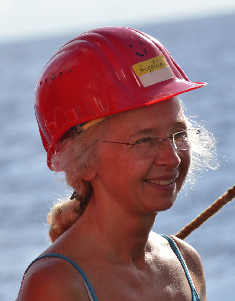 Angelika Brandt headshot photo