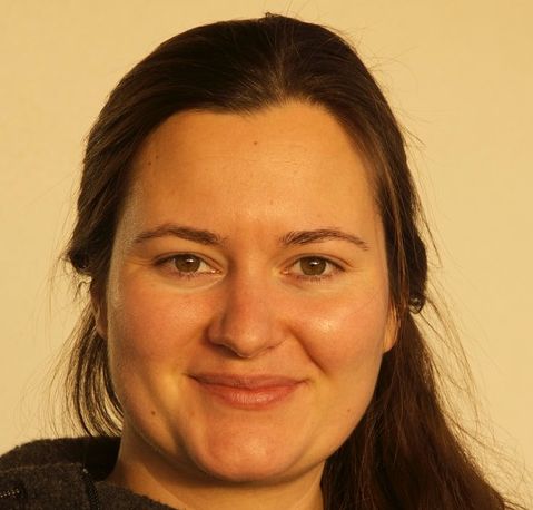 Teresa Winter headshot photo