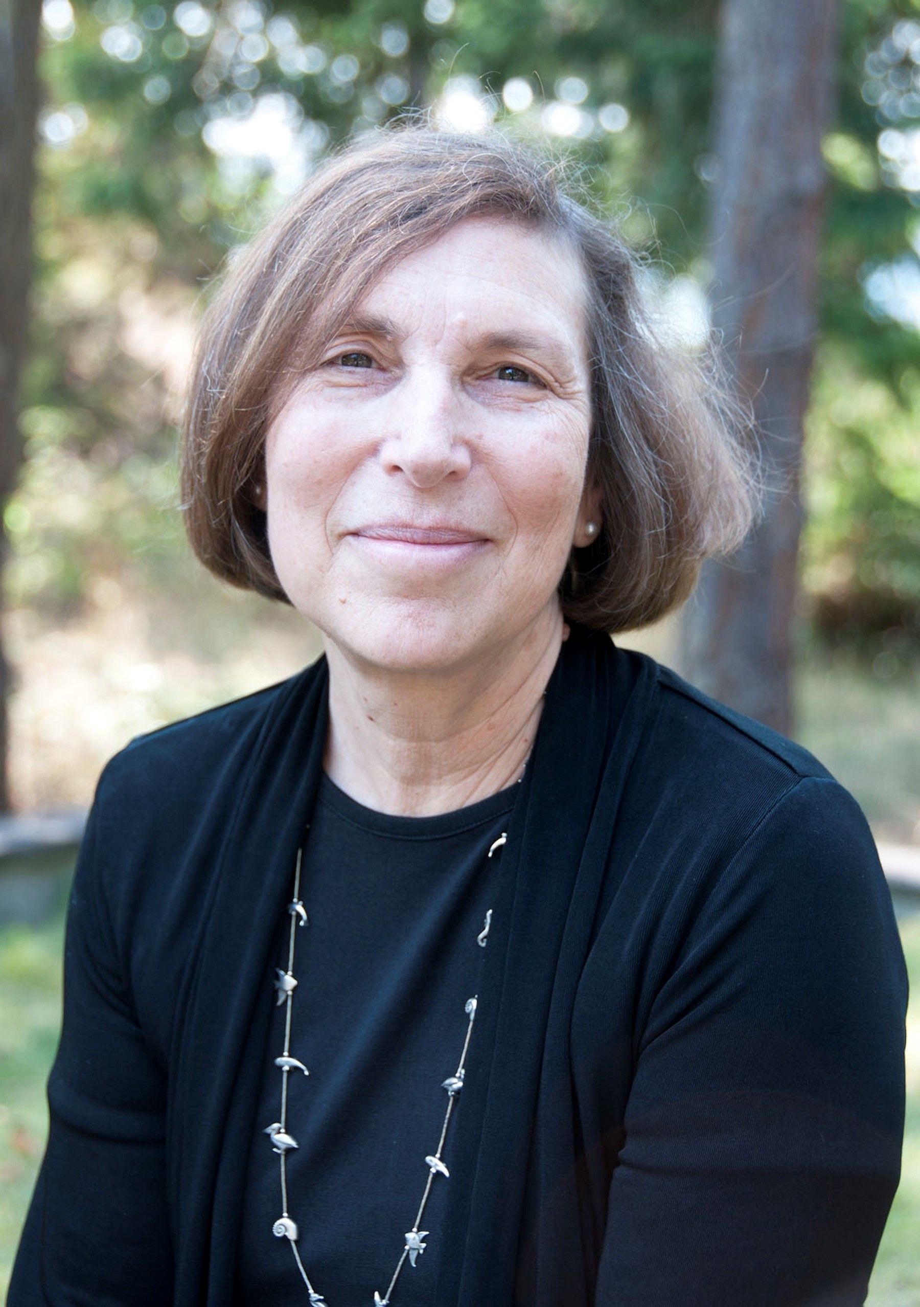 Lisa Levin headshot photo