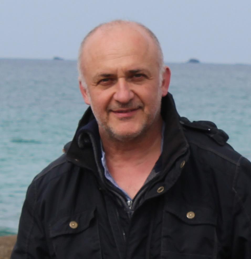 Bernard Dennielou headshot photo