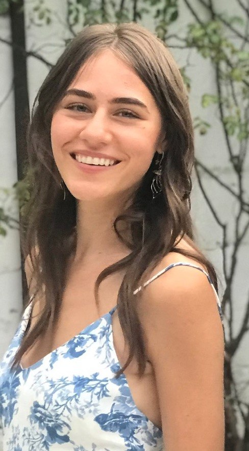 Michelle Hauer headshot photo