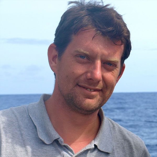 Alan Jamieson headshot photo