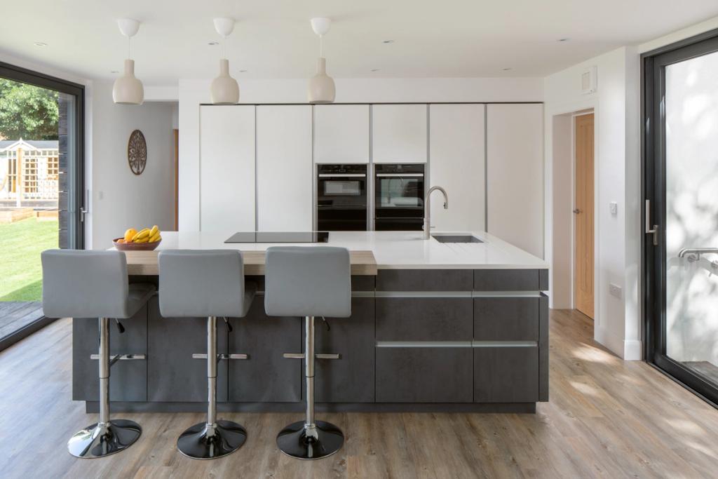Handleless charcoal island kitchen