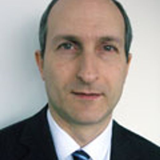Co-operation: the key to managing elderly patients with cancer