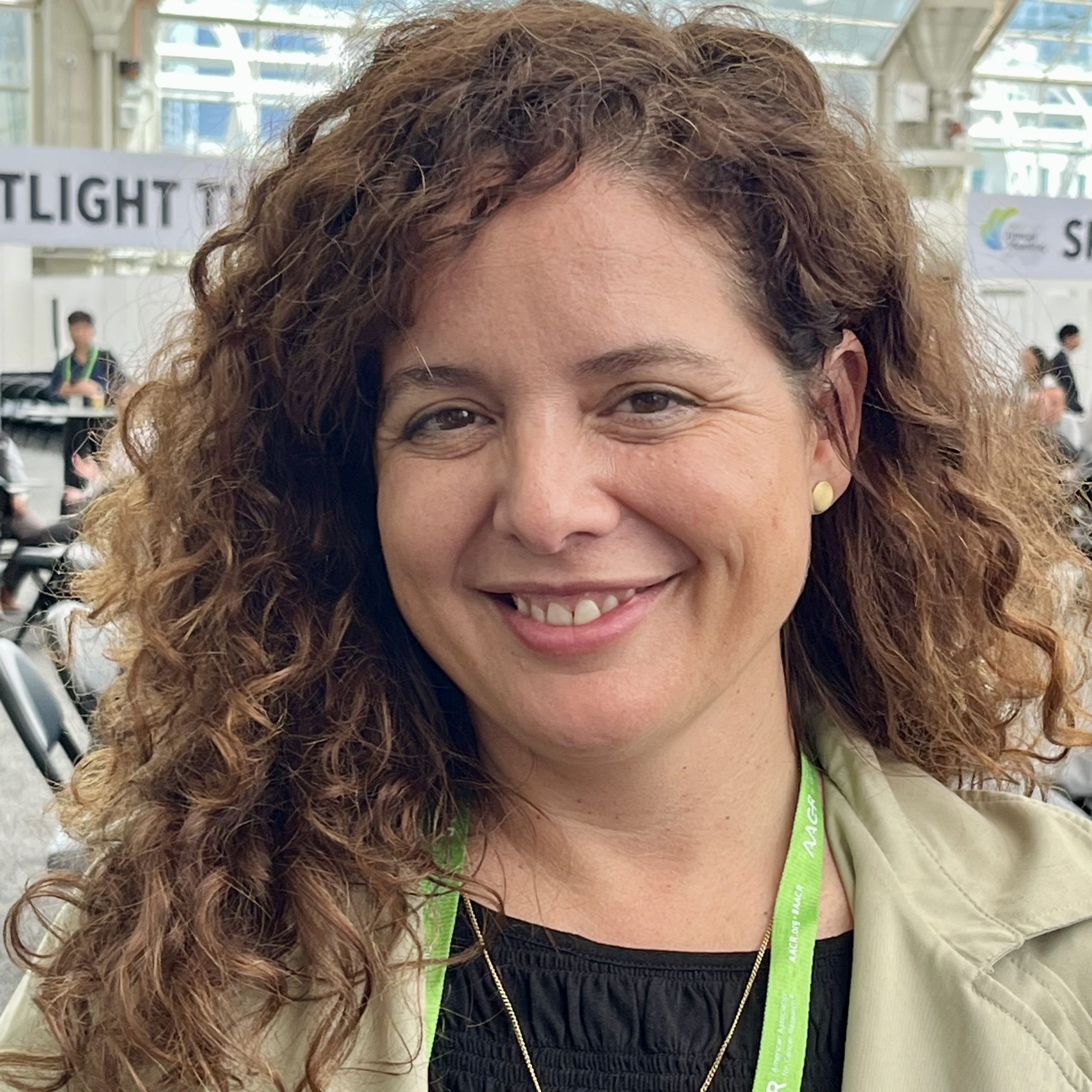 Elena Garralda MD PhD, AACR 2026: Molecular Glue Degrader Improves Outcomes in Heavily Pre-treated Patients with Advanced Solid Tumors episode artwork