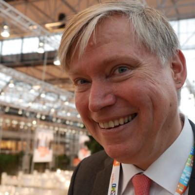 First-Line Pembrolizumab Boosts Survival in PD-L1-Positive Advanced Lung Cancer
