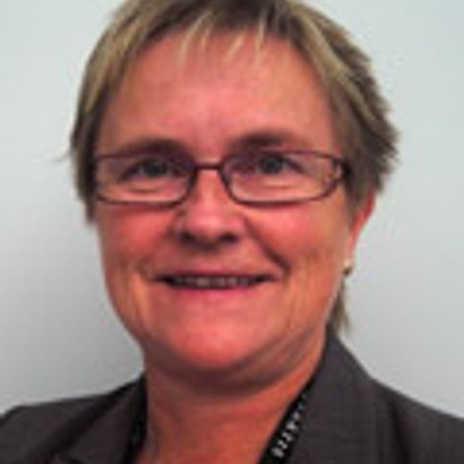 Selective Invasive Treatment Best for Women with Non-ST Elevation Acute Coronary Syndromes