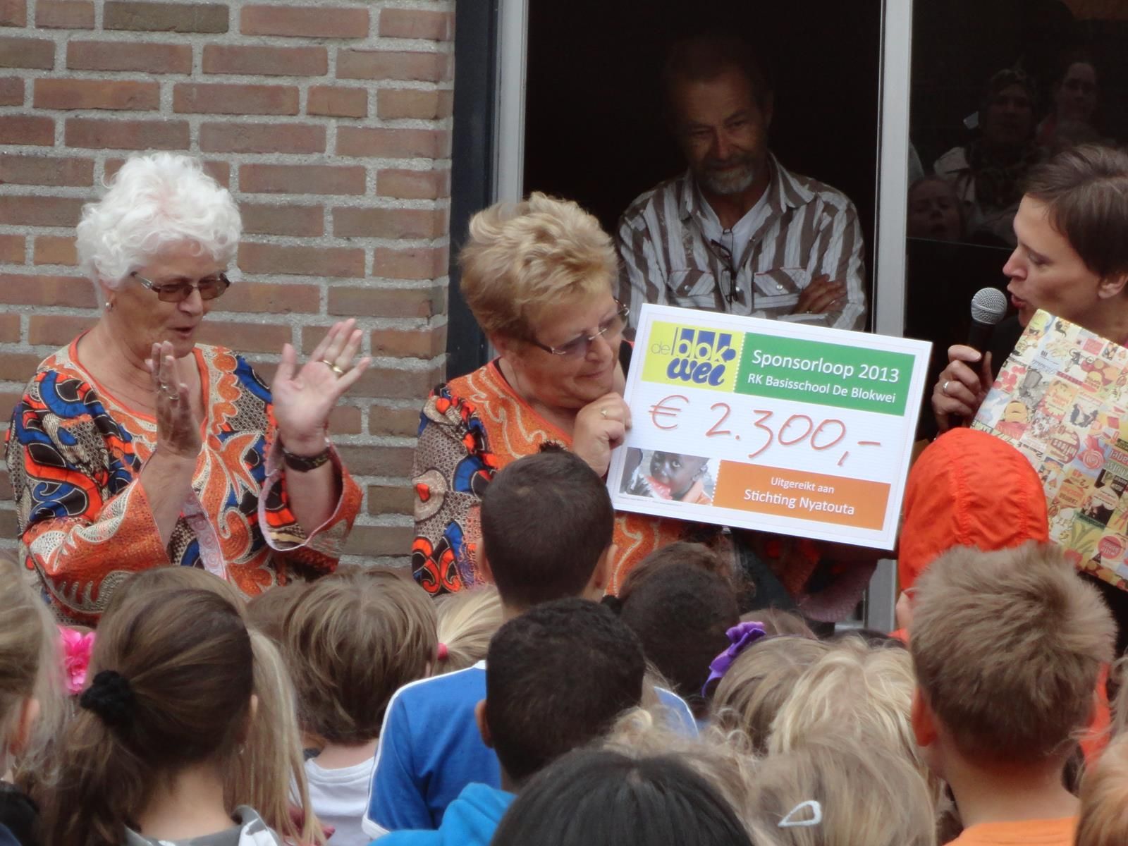 Uitreiking sponsorloop De Blokwei - Foto 16