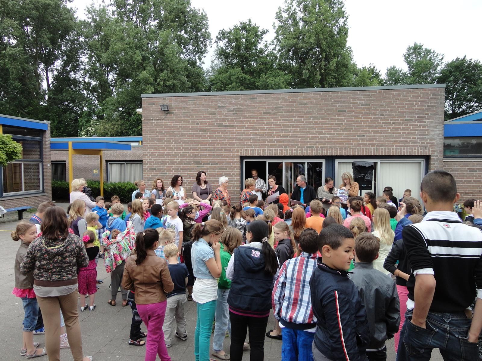 Uitreiking sponsorloop De Blokwei - Foto 8