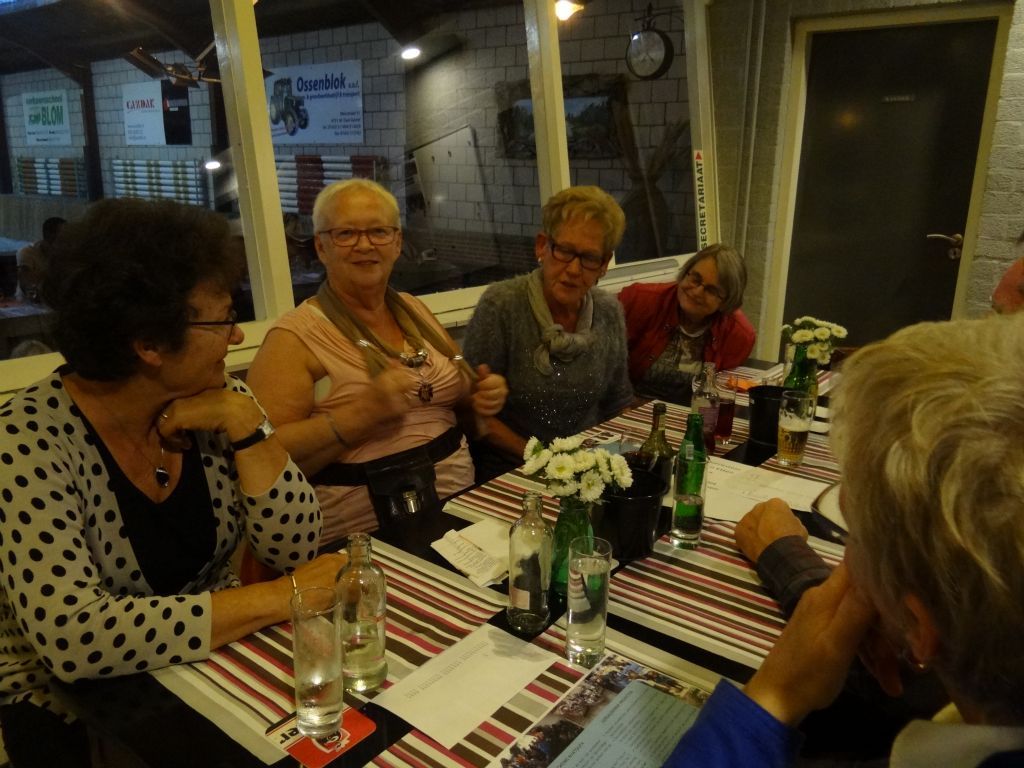 Gambiaanse avond - Foto 9