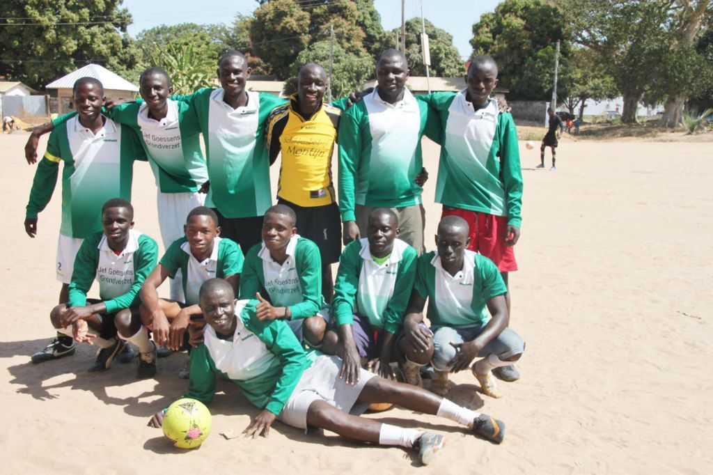 Voetbalkleding 2013 - Foto 2