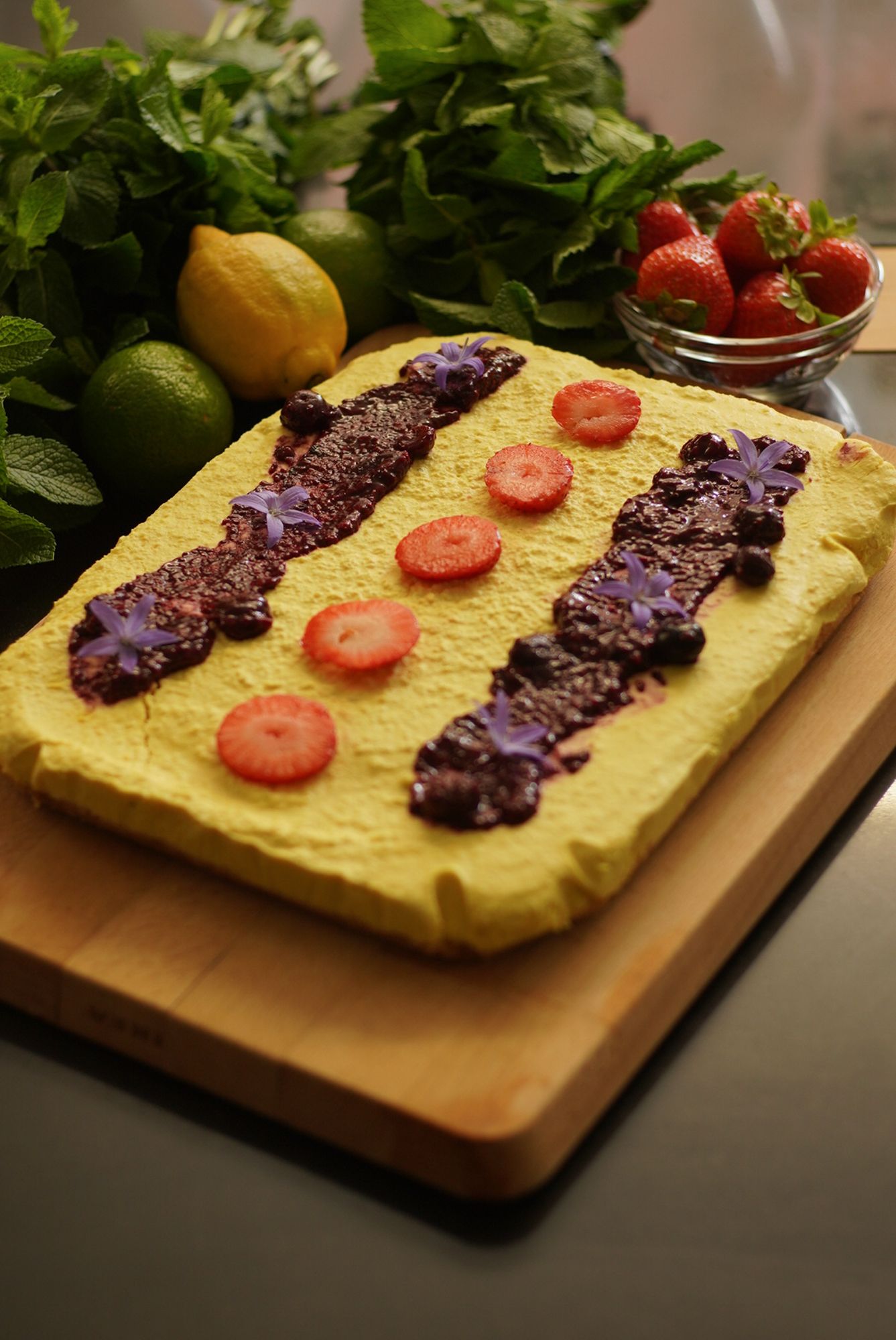 Lemon cheesecake