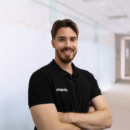 Portraitfoto von Remo Sagastume, Geschäftsführer, impuls point gmbh
