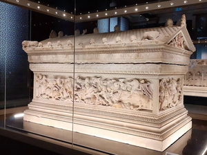 A Real Living Nightmare: Was Alexander the Great Actually Buried Alive?