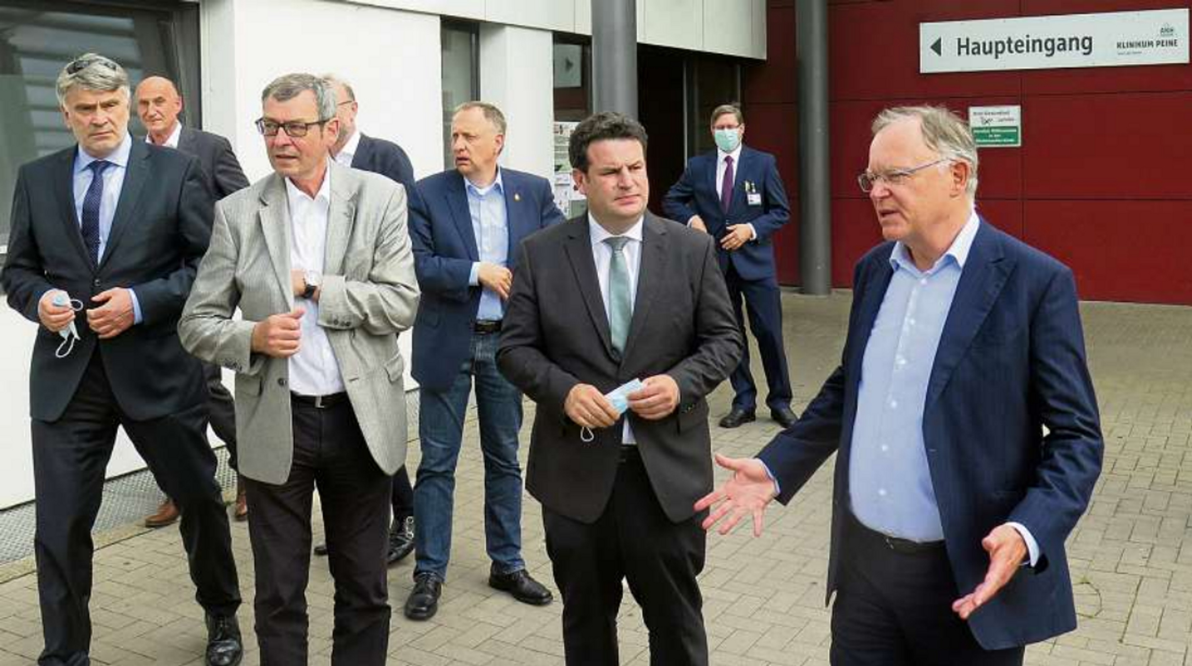Symbolbild für BM Hubertus Heil lobt Sanierungsgeschäftsführer Dr. Stephan Puke