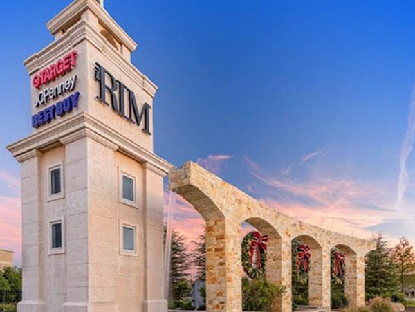 The Rim in San Antonio, home of Rock and Rye