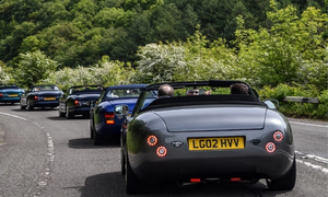 We got ourselves a convoy!