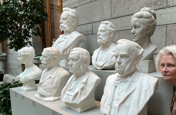 What to watch at in an Art Museum