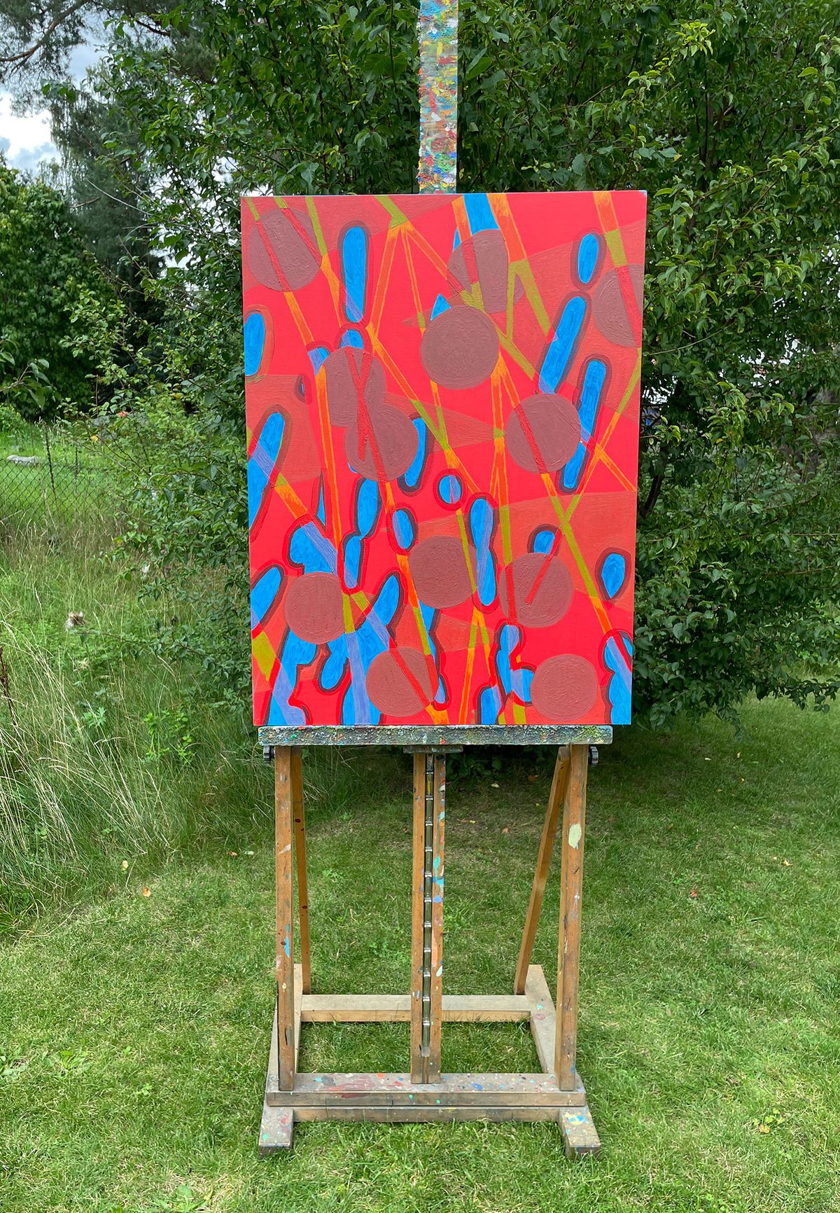 Red Image Cheerful — detail 4