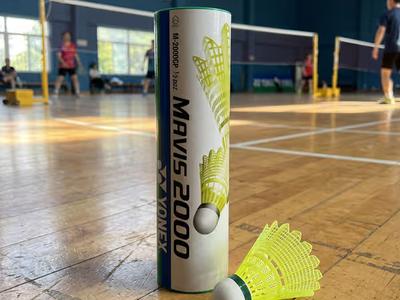 Mavis 2000 Nylon Badminton Shuttlecock 