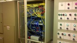 CAT Trong Ethernet Là Gì? Giải Mã Ký Hiệu Quyết Định Hiệu Suất Mạng Của Bạn