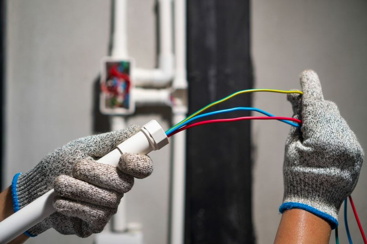 Dây cáp bọc nhựa PVC là gì?