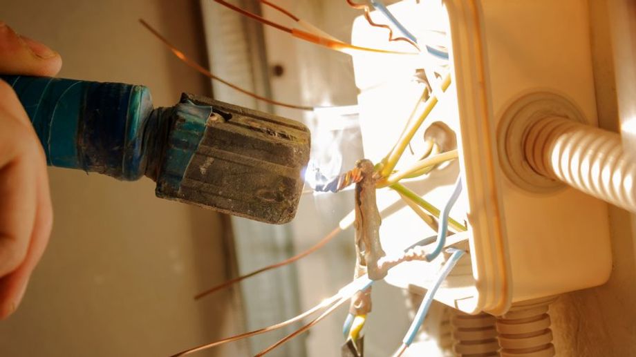 Cáp hàn là gì? Cáp hàn có gì khác so với cáp điện thông thường?