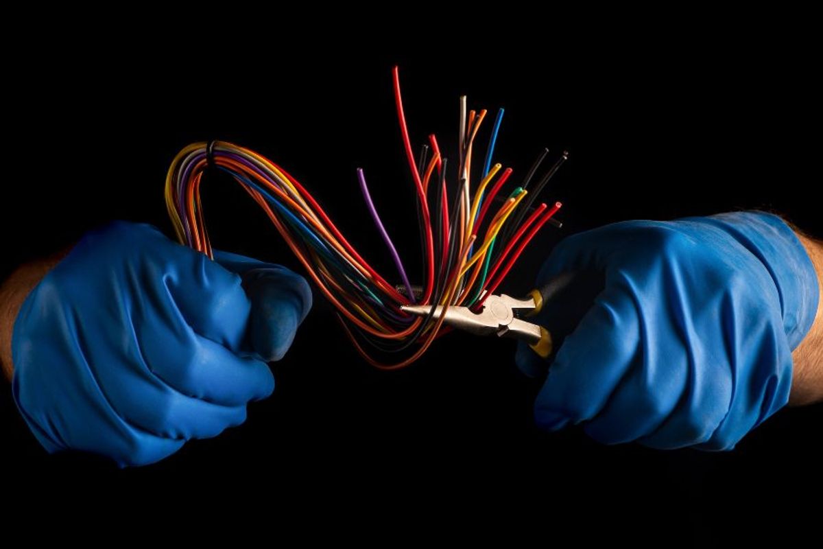 Vật liệu dẫn điện là gì?