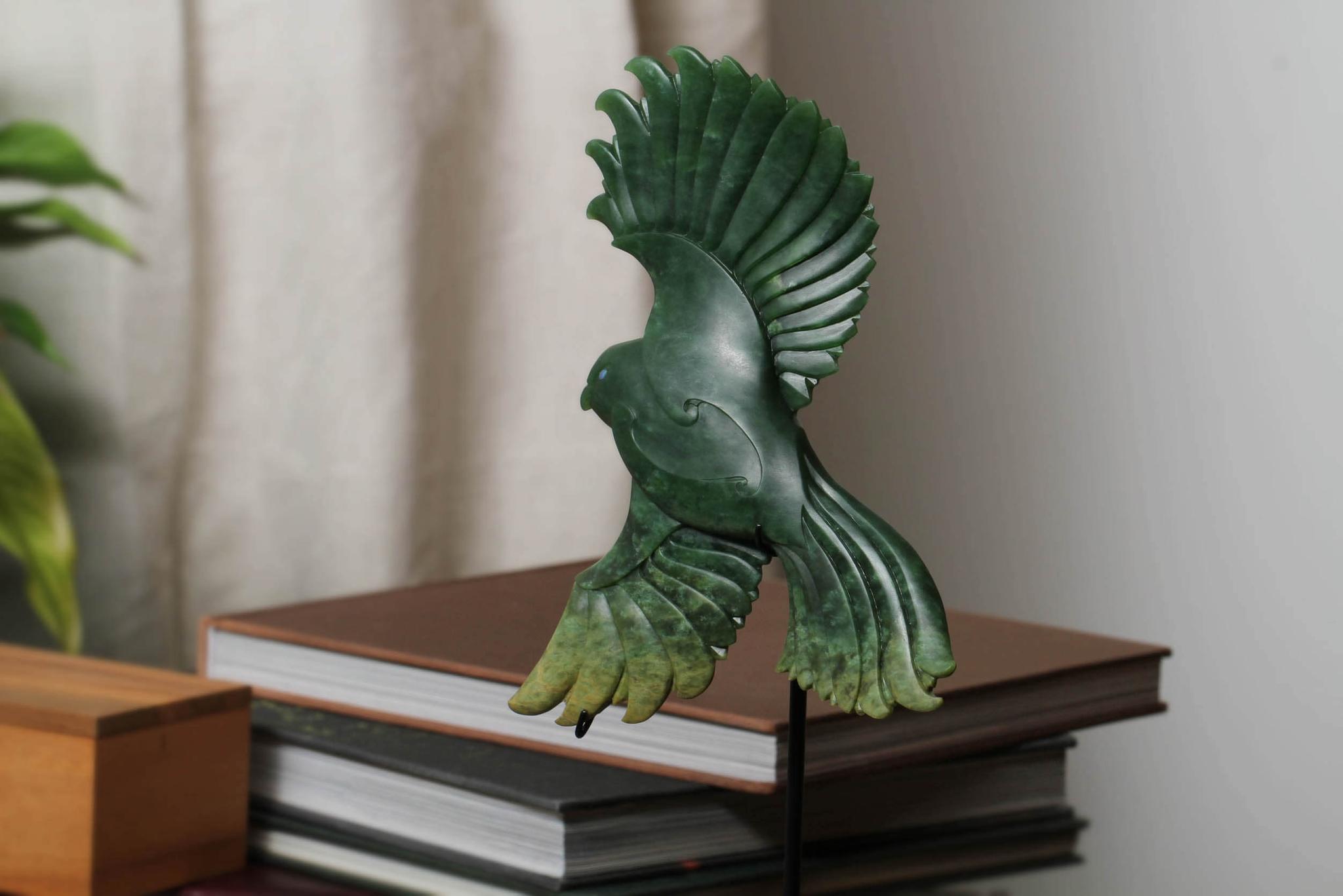 Pounamu Sculpture Maori Artist