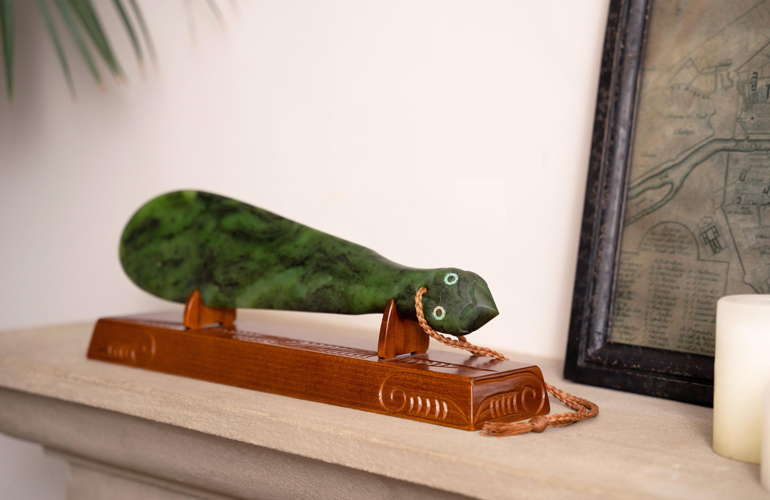 New Zealand Pounamu Mere Sculpture with Tiki Face