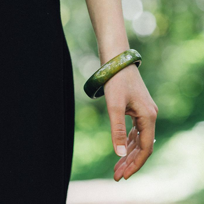 Lady wearing pounamu bangle