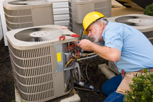 How HVAC Services Succeed by Texting Customers