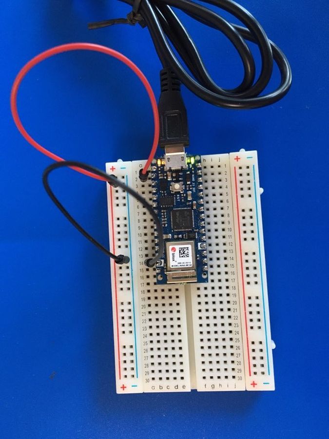 Arduino nano 33 IoT connected to a laptop