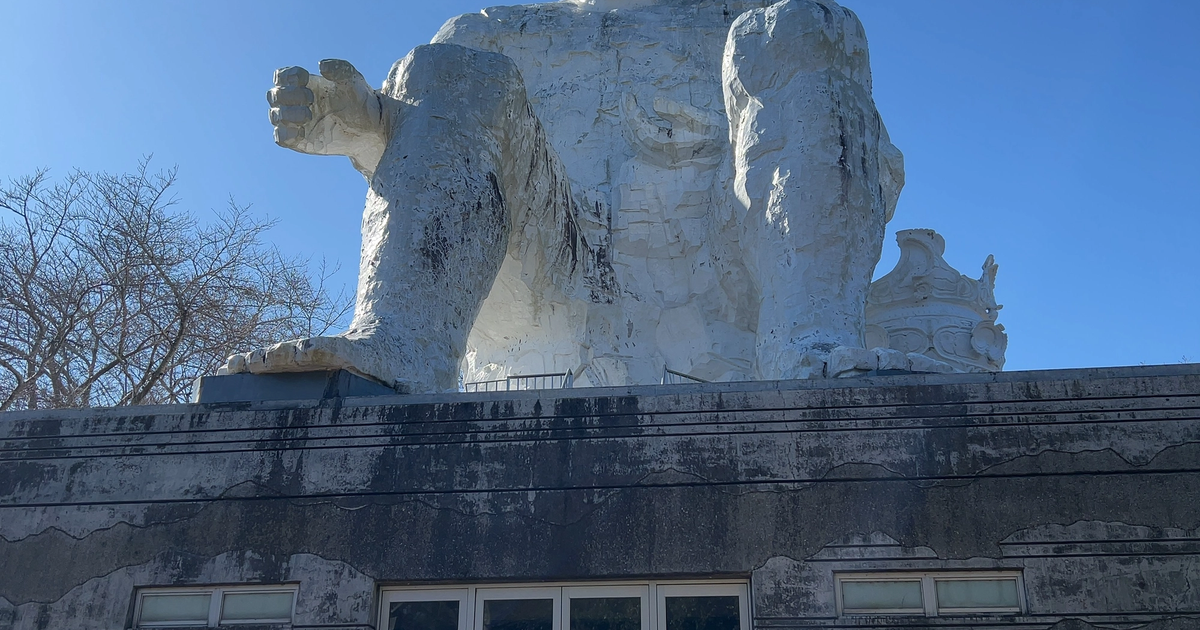 Ogushi Shell Mound Fureai Park | Giant Daidarabou Statue and Jomon