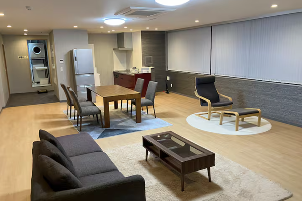 ゲストハウスHUM