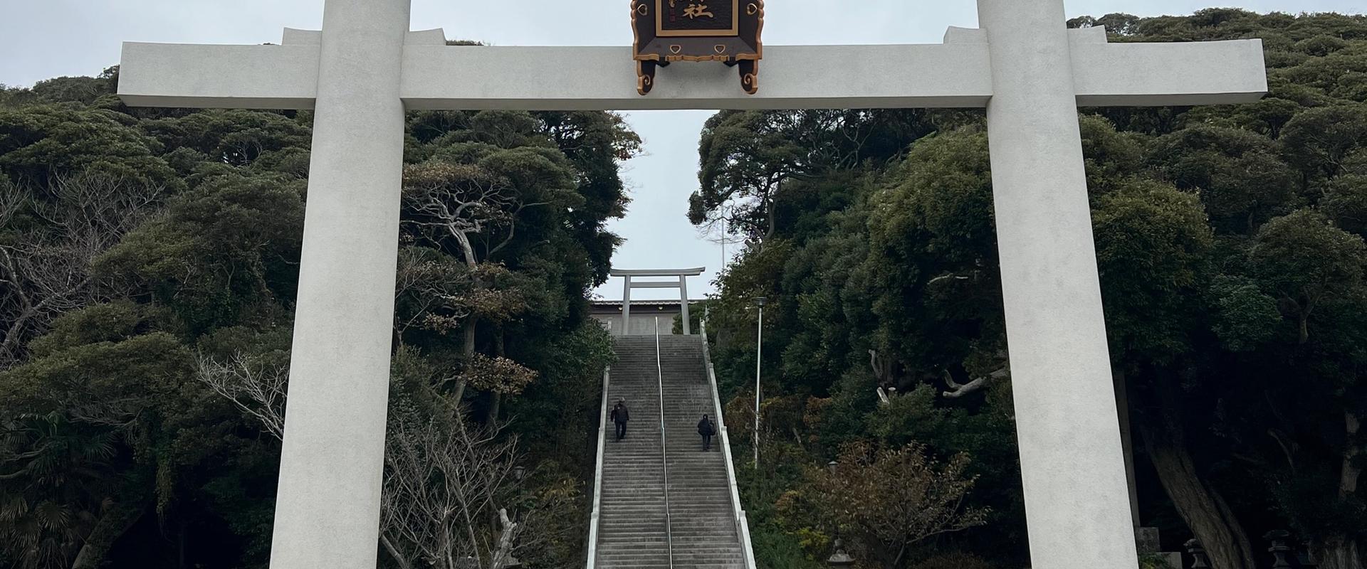 大洗磯前神社｜海に立つ神磯の鳥居が織りなす絶景と神話の聖地【茨城県大洗町】