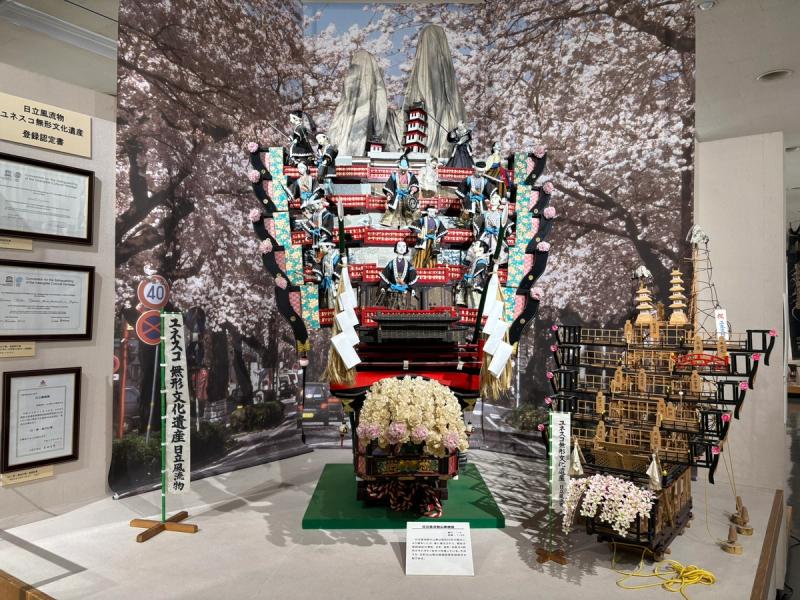 郷土博物館に展示されている日立風流物の山車の模型