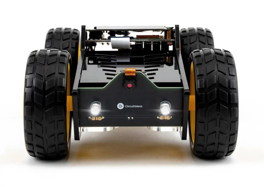 CircuitMess Wheelson on a white background