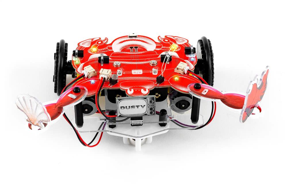 CircuitMess Dusty on a white background