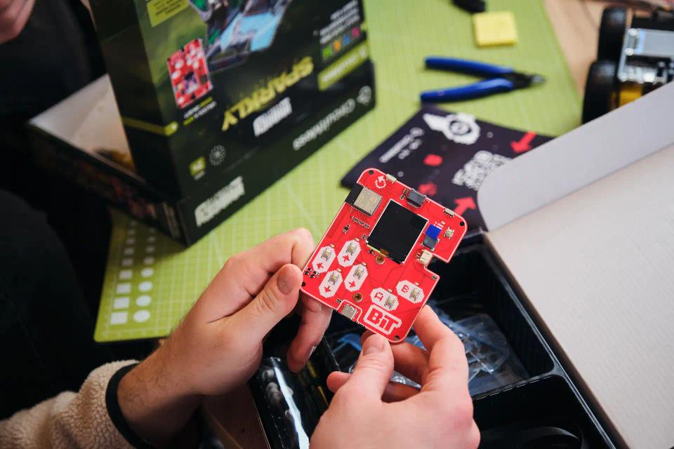 A person assembling CircuitMess Bit