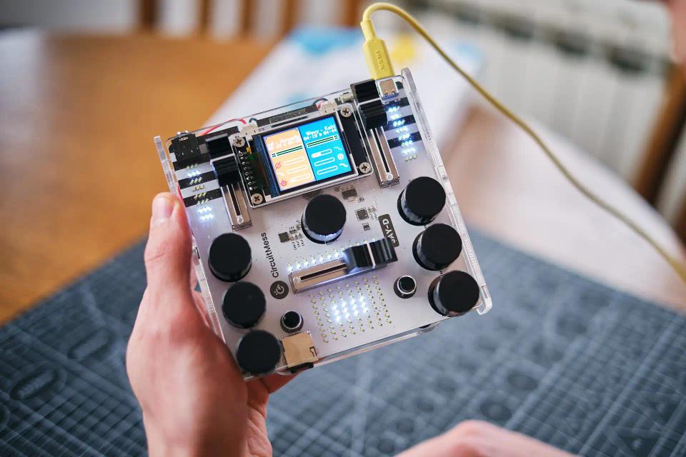 今、世界が注目する新世代日本人DJの「Is-k」が、圧巻のDJ