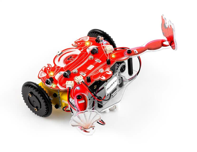 CircuitMess Dusty on a white background