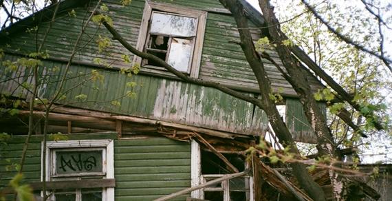 falling down wooden home
