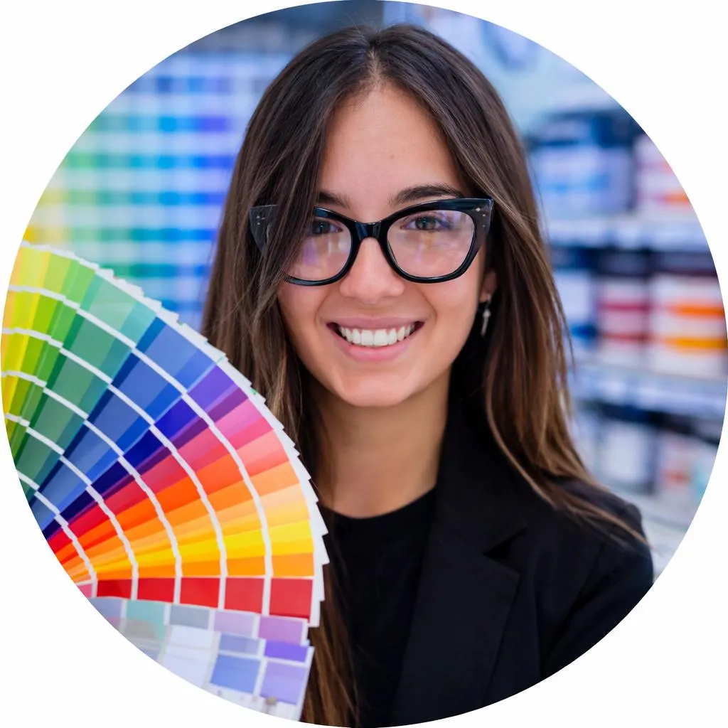 Bruna con una cartella colori