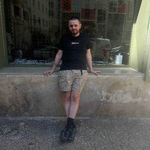 Show image